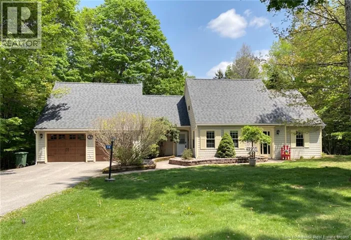 74 Highfield Road, Douglas, New Brunswick E3A7P4