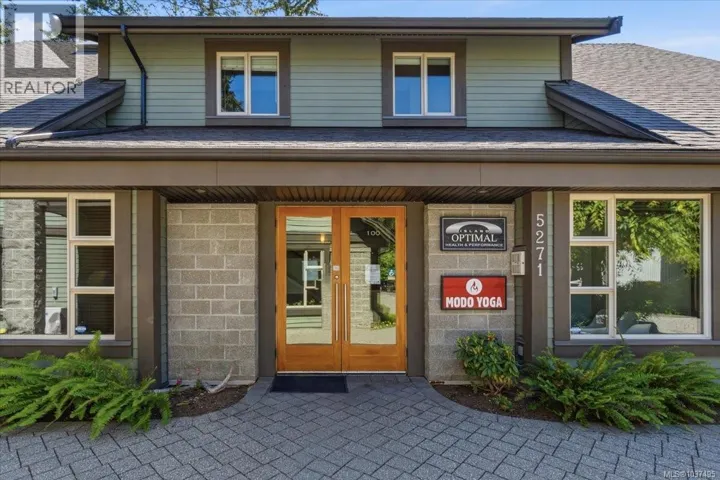 100 5271 Rutherford Rd, Nanaimo, British Columbia V9T5N9