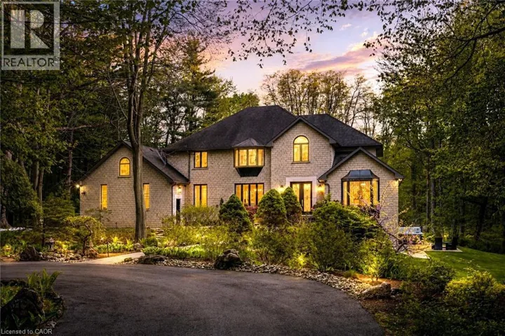 18 ELDER Crescent, Ancaster, Ontario L0R1R0