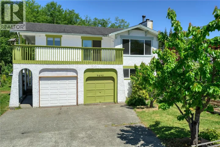 9490 Mayors Way, Port Hardy, British Columbia V0N2P0