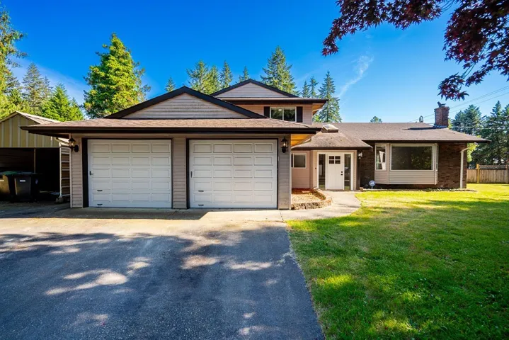25016 59 AVENUE, Langley, British Columbia V4W1T4