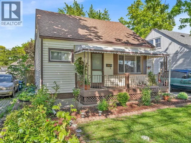 1936 CENTRAL, Windsor, Ontario N8W4H9