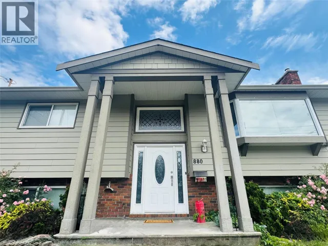 880 Tamarack Drive, Kelowna, British Columbia V1X5M1