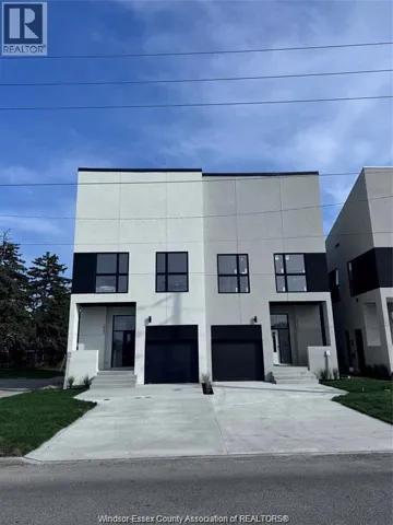 2041 SENECA STREET, Windsor, Ontario N8W2Z9