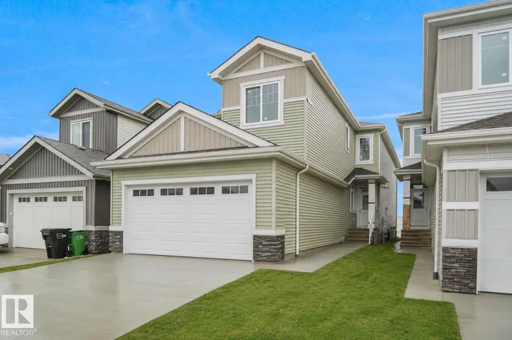 803 30 AV NW, Edmonton, Alberta T6T2V3