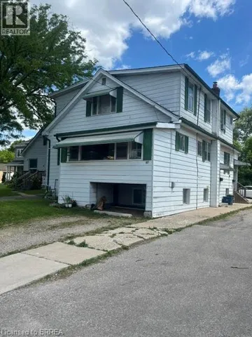 83 STANLEY Street, Brantford, Ontario N3S6M5