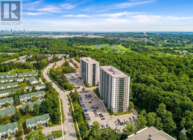 103 - 35 GREEN VALLEY DRIVE, Kitchener, Ontario N2P2A5
