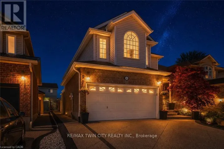 913 COPPER LEAF CRESCENT, Kitchener, Ontario N2E3W1