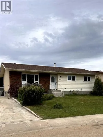 1614 3 Avenue, Wainwright, Alberta T9W1J3