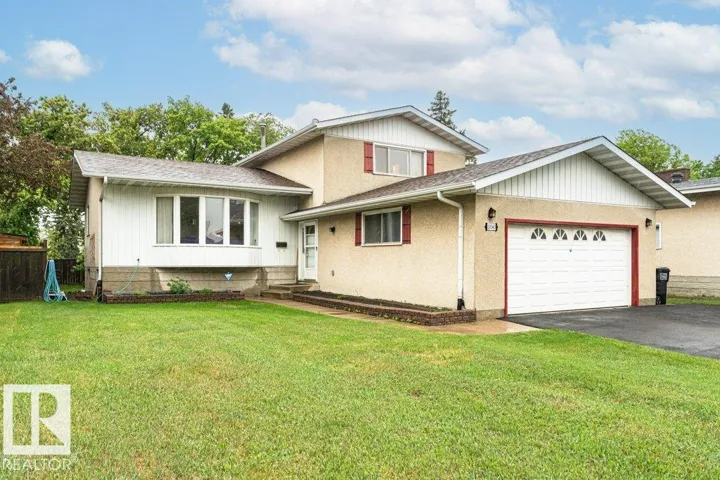 10543 35 AV NW, Edmonton, Alberta T6J2M1