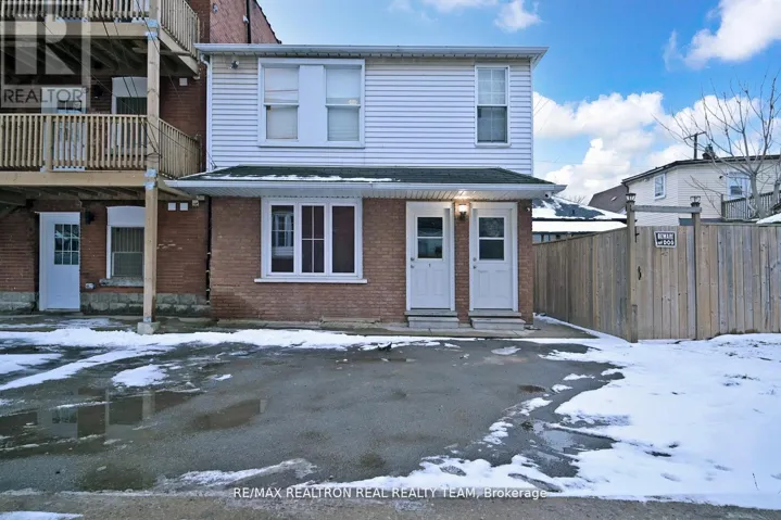 #C2 - 1129 CANNON STREET E, Hamilton (Crown Point), Ontario L8L2J7