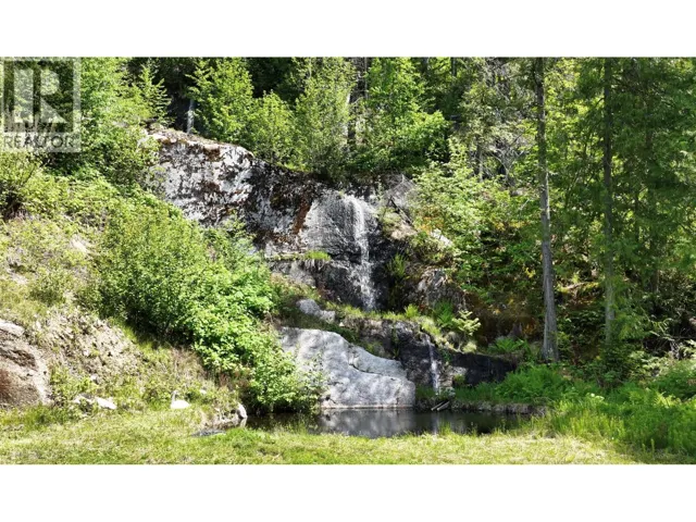 5387 Highway 6 Highway, Burton, British Columbia V0G1R0