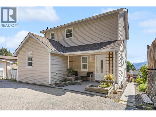 6053 Turner Avenue, Peachland, British Columbia V0H1X4
