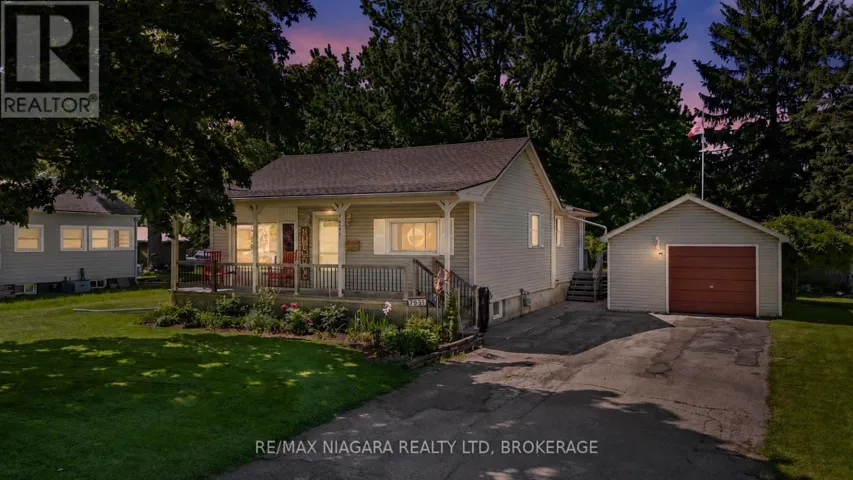 7931 WATSON STREET, Niagara Falls (Ascot), Ontario L2H1E4