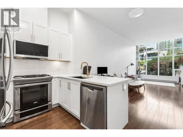 101 2077 ROSSER AVENUE, Burnaby, British Columbia V5C0E1