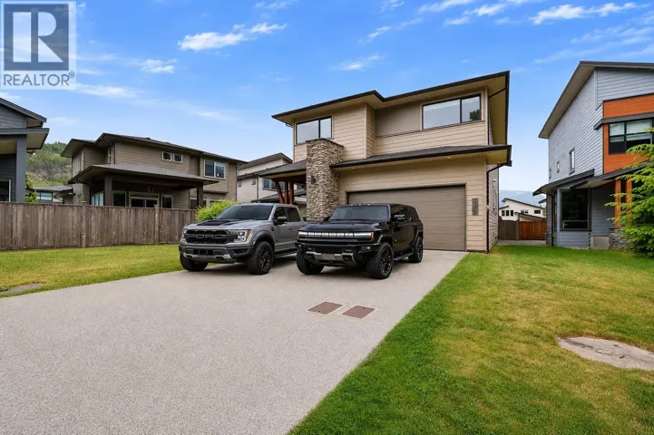 39340 FALCON CRESCENT, Squamish, British Columbia V8B0Y9