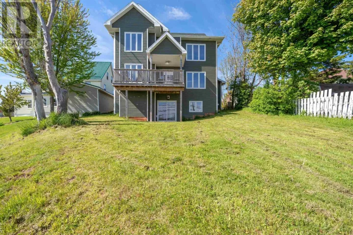 275 High Street, Pictou, Nova Scotia B0K1H0