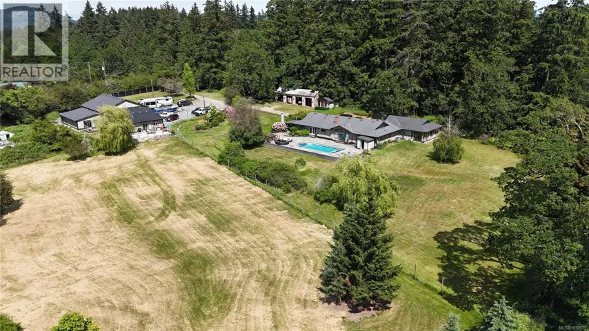 2440 Roome Rd, Duncan, British Columbia V9L4L2