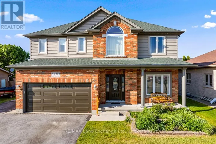 251 SANDY ACRES ROAD, Saugeen Shores, Ontario N0H2C2