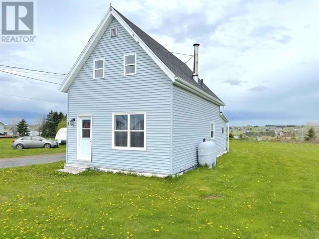 17 PAQUET Avenue, Souris, Prince Edward Island C0A2B0