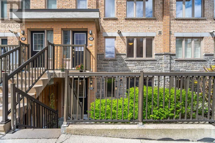 162 - 8 FOUNDRY AVENUE, Toronto (Dovercourt-Wallace Emerson-Junction), Ontario M6H0A5