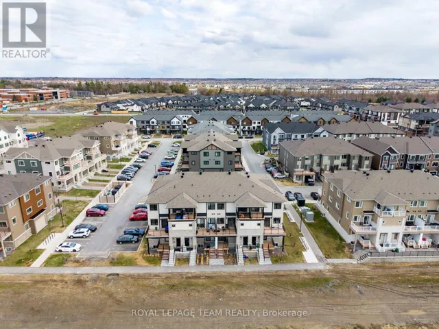 966 CHAPMAN MILLS DRIVE, Ottawa, Ontario K2J7J4