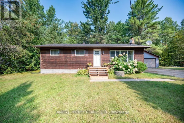 172 KING'S ROAD, Laurentian Hills, Ontario K0J1P0