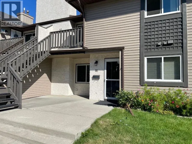 81 Cedar Springs Gardens SW, Calgary, Alberta T2W5J9