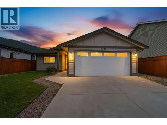 5480 Canoe Beach Drive NE, Salmon Arm, British Columbia V1E2M5