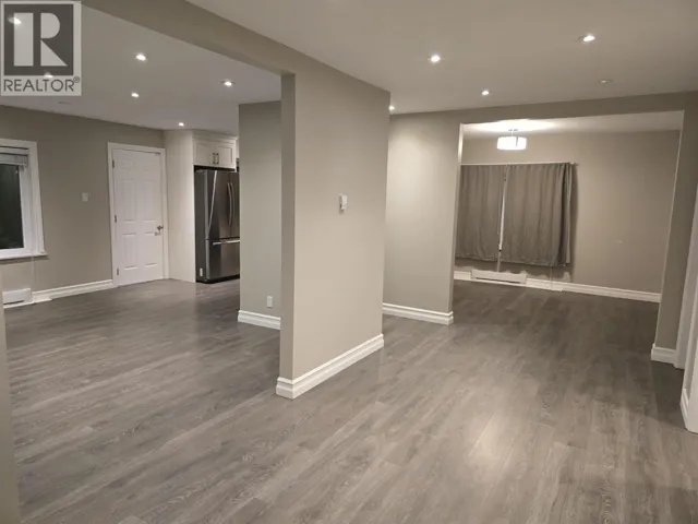 22504 LOUGHEED HIGHWAY, Maple Ridge, British Columbia V2X2V1