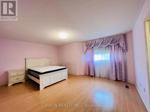 MASTERBEDROOM - 15 CANTERTROT COURT, Vaughan (Brownridge), Ontario L4J7X7