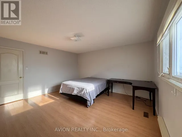 ROOM A - 15 CANTERTROT COURT, Vaughan (Brownridge), Ontario L4J7X7