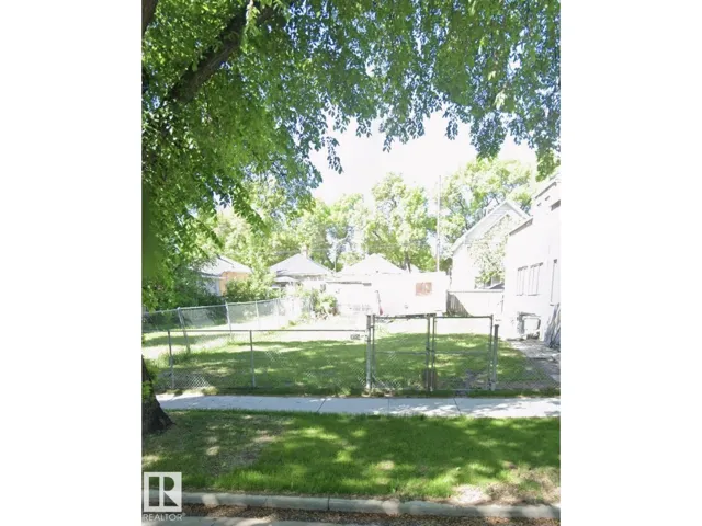10848 92 ST NW, Edmonton, Alberta T5H1V8