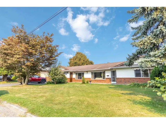 9220 COOTE STREET, Chilliwack Proper East, Chilliwack, British Columbia V2P6B5