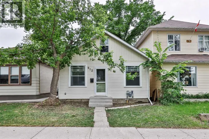 912 8 Street S, Lethbridge, Alberta T1J2K8