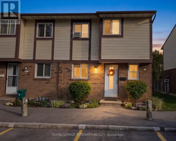 6 - 1414 FOXWELL STREET, Ottawa, Ontario K1B5J4
