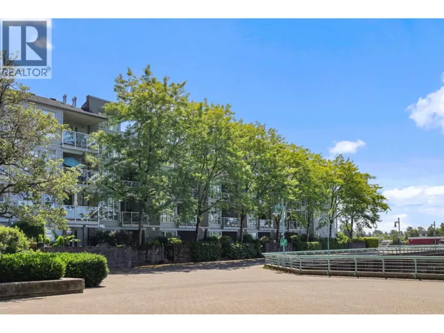 104 2080 E KENT SOUTH AVENUE, Vancouver, British Columbia V5P4X2