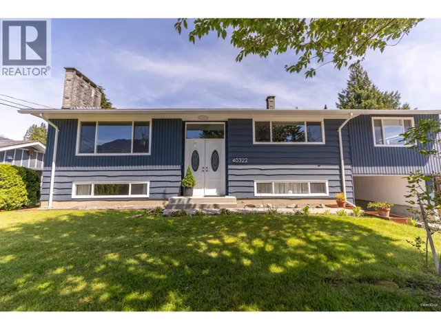 40322 DIAMOND HEAD ROAD, Squamish, British Columbia V0N1T0