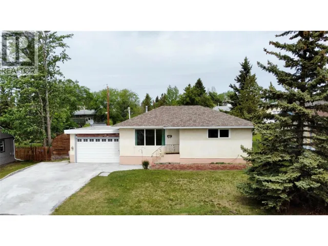 1008 95 Avenue, Dawson Creek, British Columbia V1G1C8