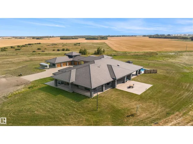 25056 TWP ROAD 492, Rural Leduc County, Alberta T4X2M6