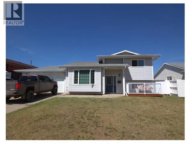 1704 Cedarwood Court, Dawson Creek, British Columbia V1G4L8
