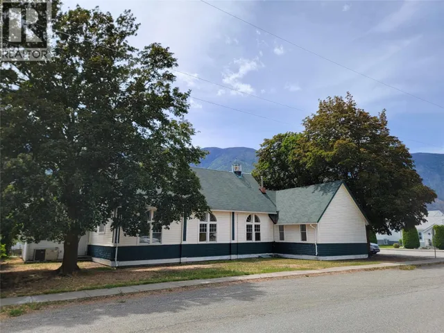 607A 5th Street, Keremeos, British Columbia V0X1N3