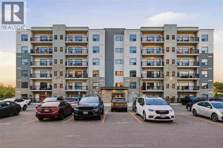 3340 STELLA CRESCENT Unit# 223, Windsor, Ontario N8T0B8
