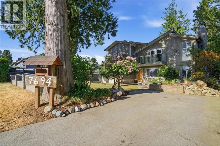 7694 BULLER AVENUE, Burnaby, British Columbia V5J4S9