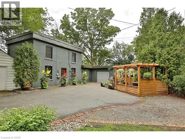 1276 SPRING GARDENS Road, Burlington, Ontario L7T1J8