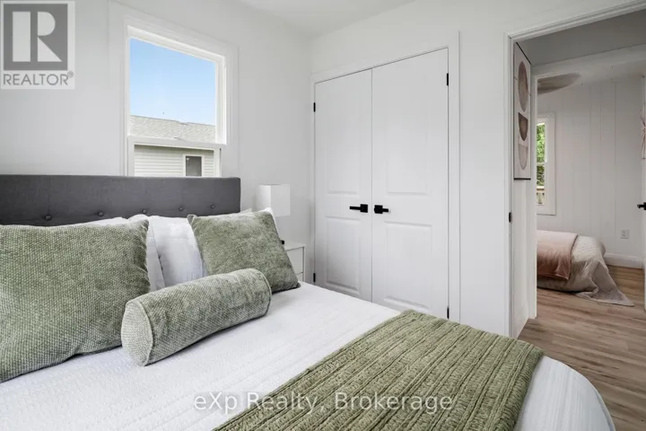 780