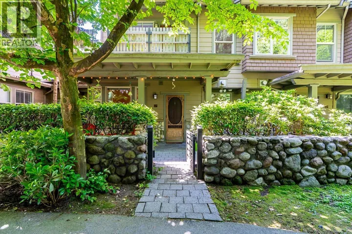 135 18 JACK MAHONY PLACE, New Westminster, British Columbia V3L5V8