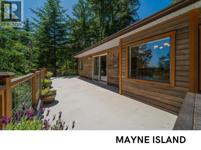 715 FERNHILL ROAD, Mayne Island, British Columbia V0N2J2