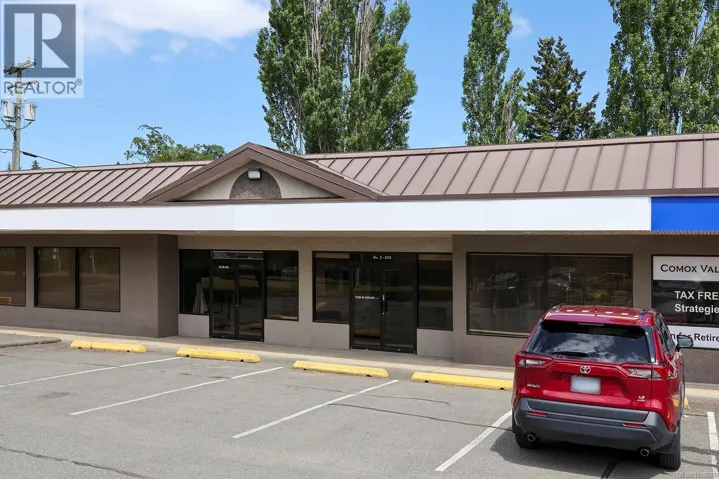 2 204 Island Hwy N, Courtenay, British Columbia V9N3P1