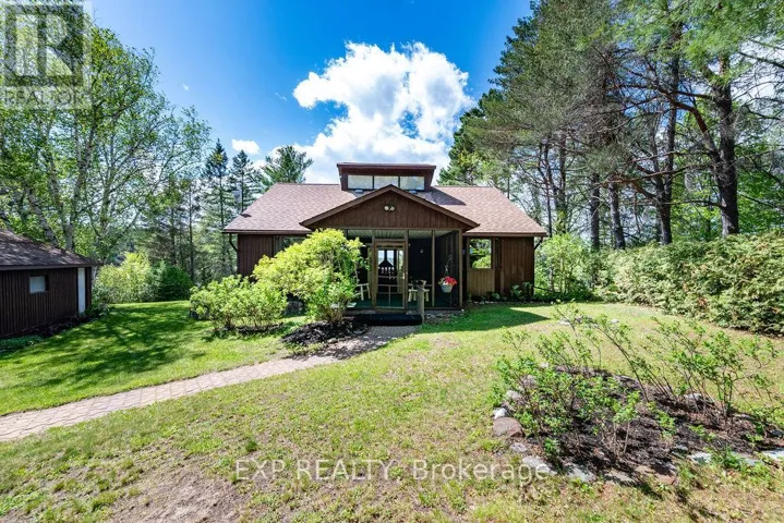 56 LEFTY LANE, Whitewater Region, Ontario K0J1Y0